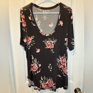 Maurices 24/7 size L floral top